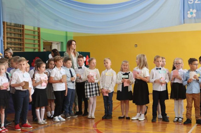 b_1024_768_0_00_images_2023_2024_WYDARZENIA_Rozpoczecie_374172866_766118991982718_3394644656142816745_n